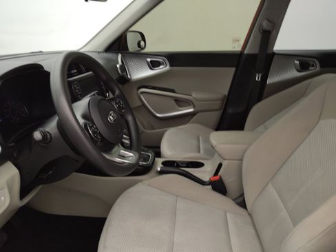 Used 2020 Kia Soul LX FWD image 17