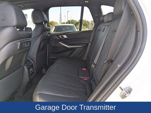 Used 2023 BMW X5 sDrive40i w/ Parking Assistance Package image 17