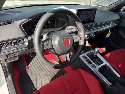 Used 2025 Honda Civic Type R image 12