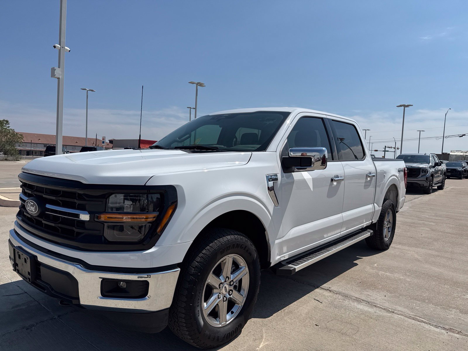 Used 2025 Ford F150 XLT w/ Equipment Group 301A Standard AWD/4WD image 8