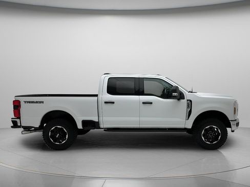 Used 2025 Ford F250 XLT w/ Tremor Off-Road Package AWD/4WD image 4