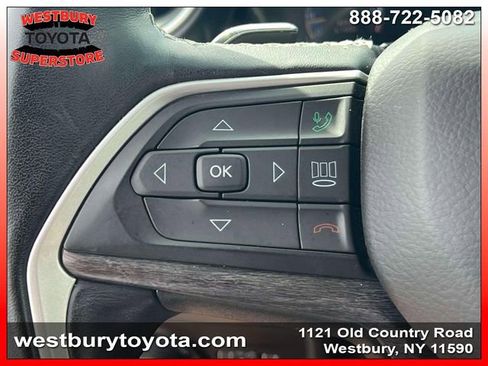 Used 2021 Jeep Grand Cherokee L Limited AWD/4WD image 23
