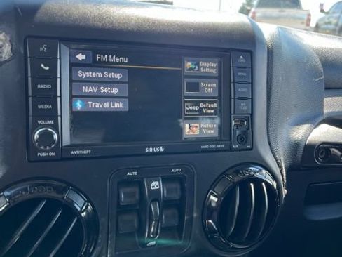Used 2016 Jeep Wrangler Unlimited Sahara AWD/4WD image 44