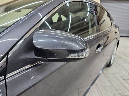 Used 2015 Toyota Avalon Limited FWD image 11