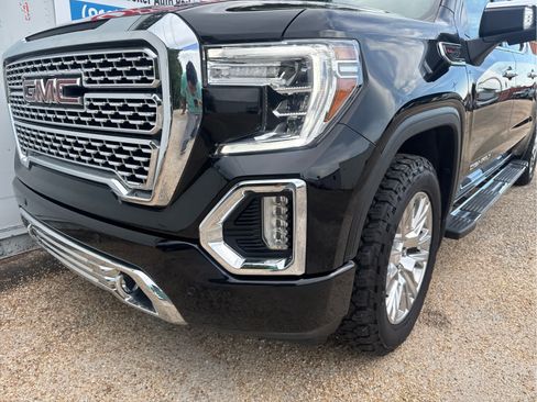 Used 2021 GMC Sierra 1500 Denali w/ Driver Alert Package II AWD/4WD image 10