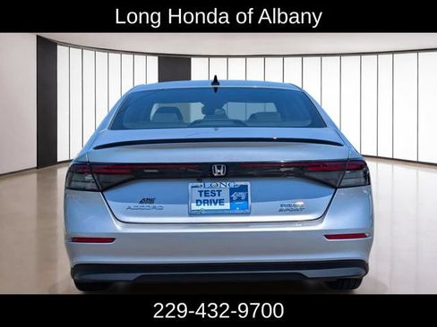 Used 2025 Honda Accord Sport image 7