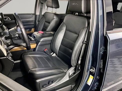Used 2020 GMC Yukon Denali w/ Denali Premium Package AWD/4WD image 20