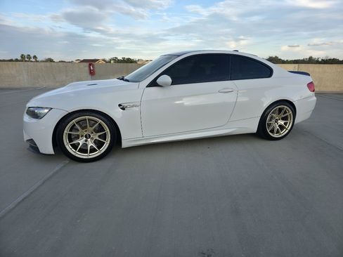 Used 2011 BMW M3 Coupe image 3