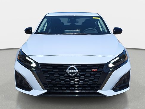 New 2025 Nissan Altima 2.5 SR w/ SR Premium Package image 2