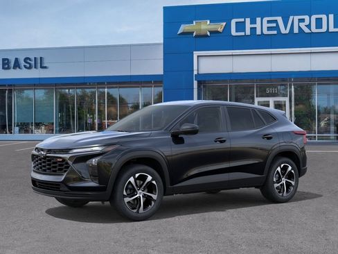 New 2026 Chevrolet Trax RS w/ Driver Confidence Package FWD image 2