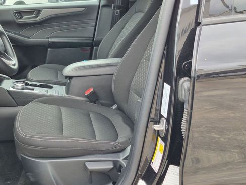 Used 2025 Ford Escape Active AWD/4WD image 21