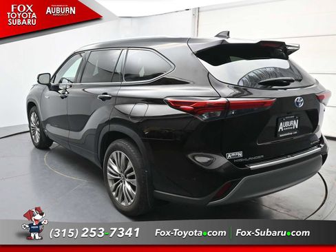 Used 2021 Toyota Highlander Platinum AWD/4WD image 15