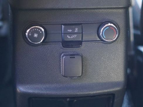 Used 2019 Ford Explorer Sport image 35