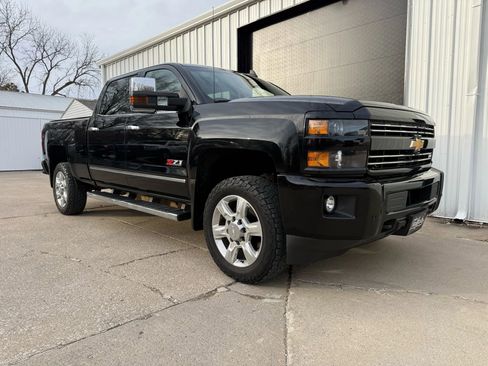 Used 2019 Chevrolet Silverado 2500 LTZ w/ Custom Sport Edition image 2