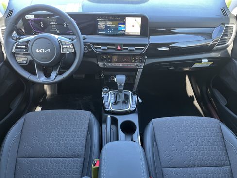 New 2026 Kia Seltos S image 3