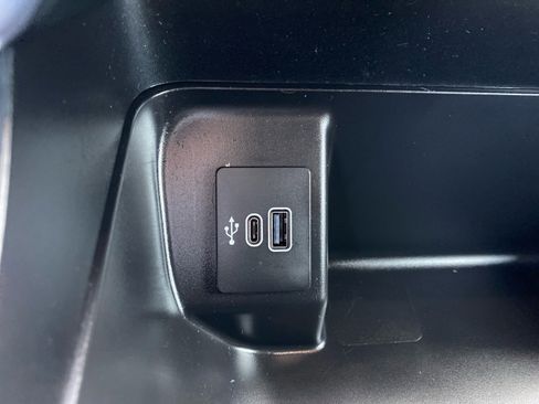 Used 2025 Ford F150 STX w/ Equipment Group 201A FX4 AWD/4WD image 13