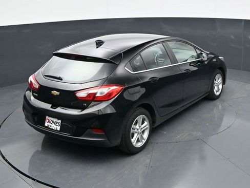 Used 2018 Chevrolet Cruze LT FWD image 29