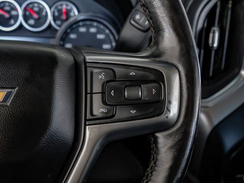 Used 2022 Chevrolet Silverado 3500 LT w/ Convenience Package image 18