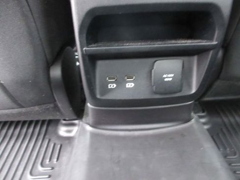 Used 2019 Ford Ranger XLT w/ Equipment Group 302A Luxury AWD/4WD image 25