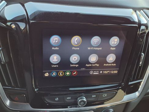 Used 2023 Chevrolet Traverse LT FWD image 5