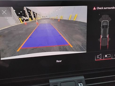 Certified 2024 Audi Q5 e Premium w/ Convenience Package image 28