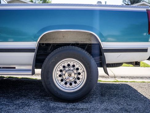 Used 1990 Chevrolet Silverado 3500 2WD Regular Cab image 5