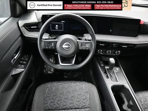 Used 2025 Nissan Kicks SV image 12