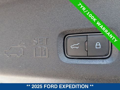 Certified 2025 Ford Expedition Active image 14