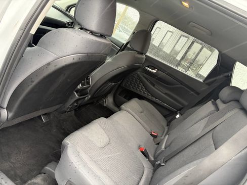 Used 2020 Hyundai Santa Fe SEL image 17