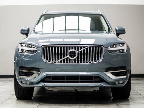 Used 2023 Volvo XC90 B6 Plus w/ Protection Package Premier image 7