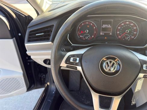 Used 2019 Volkswagen Jetta S image 8