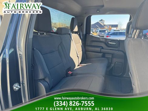 Used 2021 Chevrolet Silverado 1500 LT AWD/4WD image 13