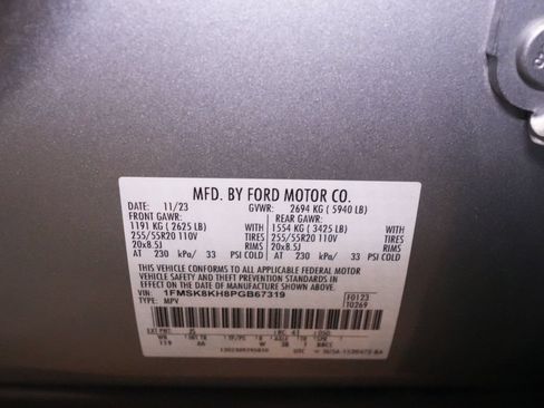 Used 2023 Ford Explorer ST-Line w/ Class IV Trailer Tow Package AWD/4WD image 44
