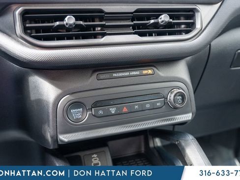 Used 2025 Ford Bronco Sport Badlands image 10