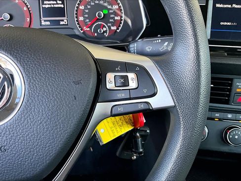 Used 2021 Volkswagen Jetta S w/ Driver Assistance Package image 24