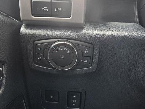 Used 2022 Ford F350 Platinum image 29