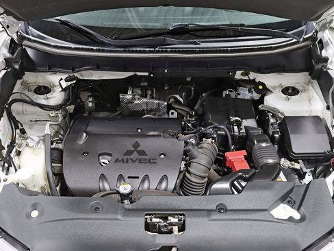 Used 2014 Mitsubishi Outlander Sport ES image 28