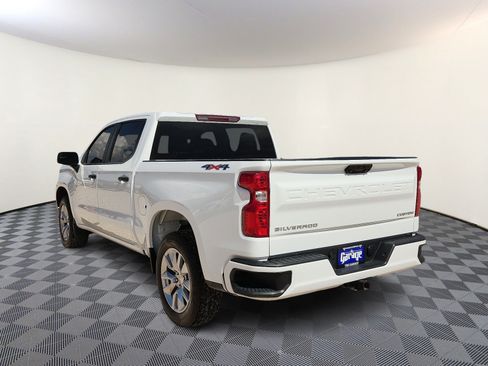 Used 2024 Chevrolet Silverado 1500 Custom AWD/4WD image 3