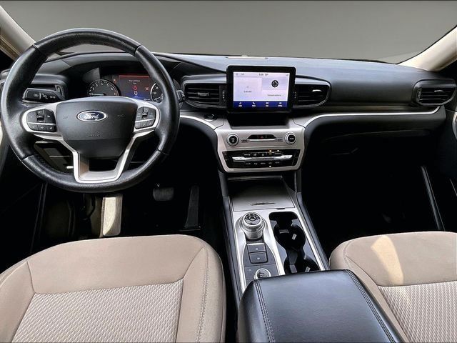 Used 2022 Ford Explorer XLT AWD/4WD image 22