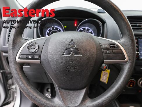 Used 2021 Mitsubishi Outlander Sport ES FWD image 10