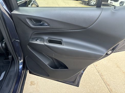 Used 2019 Chevrolet Equinox LT FWD image 15