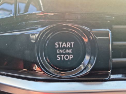 Certified 2025 Nissan Pathfinder SL AWD/4WD image 28
