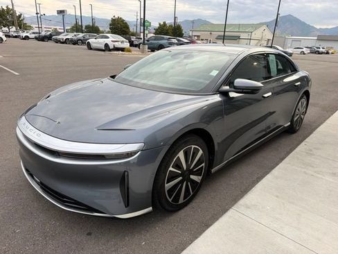 Used 2023 Lucid Air Pure AWD/4WD image 3
