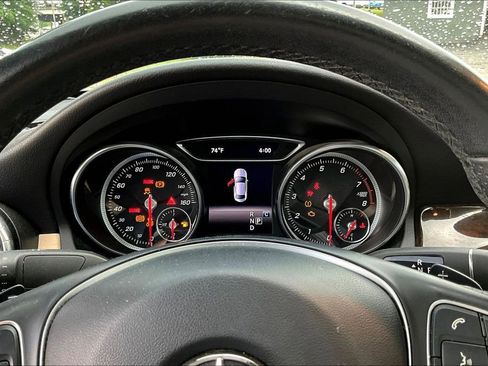 Used 2018 Mercedes-Benz CLA 250 image 15