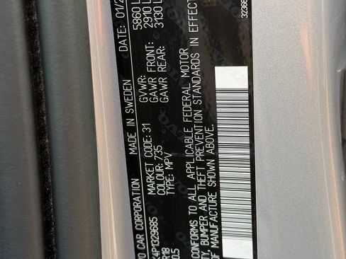 Certified 2023 Volvo XC60 T8 Core AWD/4WD image 9