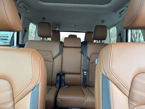 New 2025 Nissan Pathfinder Platinum w/ Cargo Package image 30