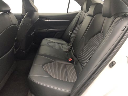 Used 2023 Toyota Camry SE FWD image 18