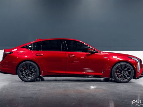 Used 2025 Cadillac CT5 V Blackwing w/ Super Cruise 1 Package image 8