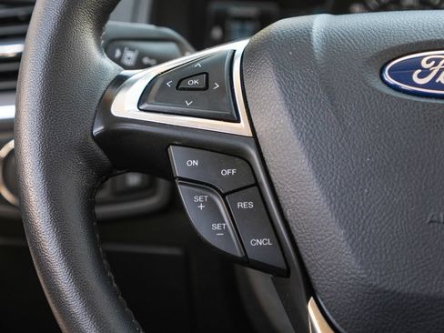 Used 2024 Ford Edge Titanium AWD/4WD image 19