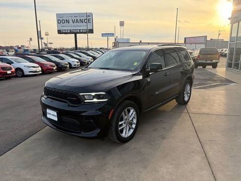 Used 2025 Dodge Durango GT image 2